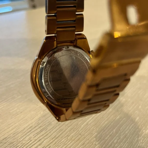 Michael Kors Women’s Rose Gold Watch mk-5757 stainless steel - Picture 5 of 8